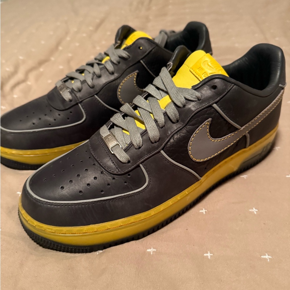 Air Force 1 Sprm Max London Exclusive Black and Yellow replacement box